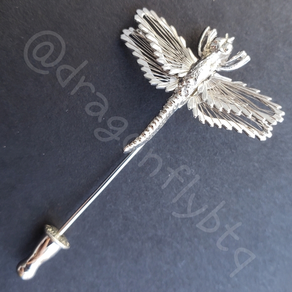 Jewelry - NEW LIST! Silvertone Vintage Dragonfly Stick Pin